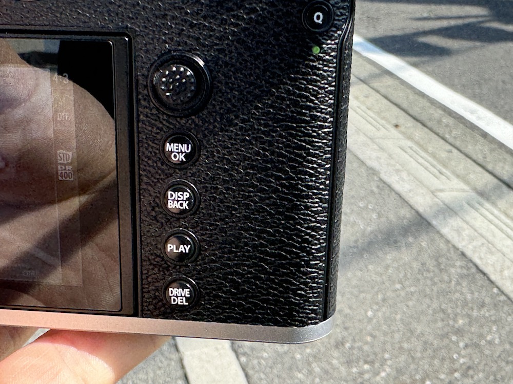 Fujifilm GFX100RF back panel