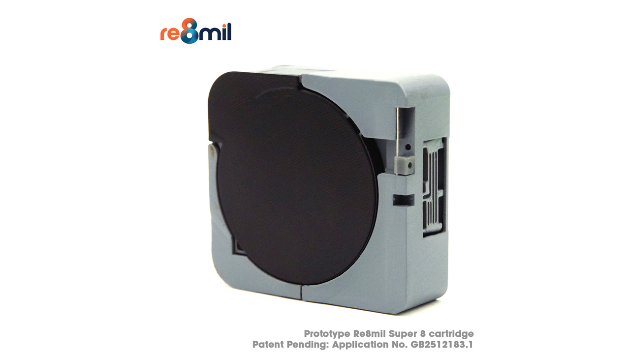 Re8mil – A Reusable Daylight-Loadable Super-8 Cartridge Announced